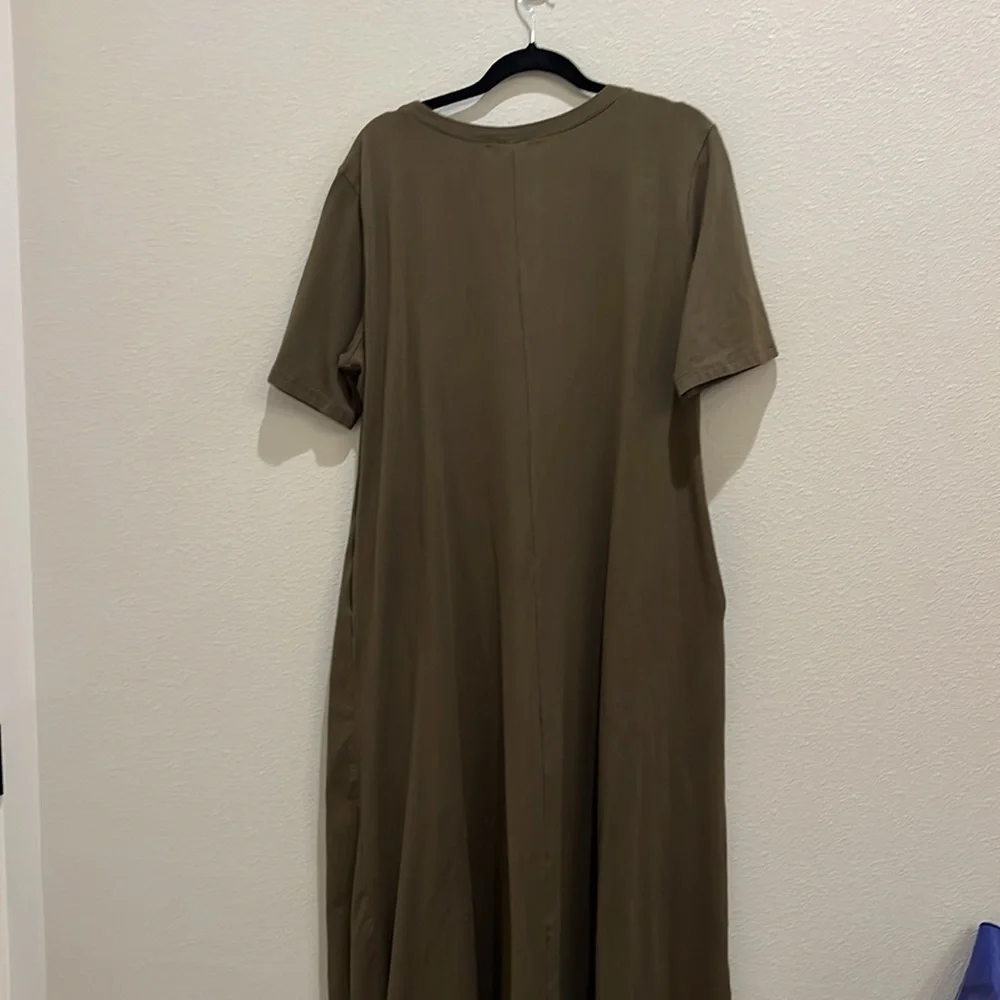 Cute Olive Green maxi dress, size XXL - Picture 6 of 6